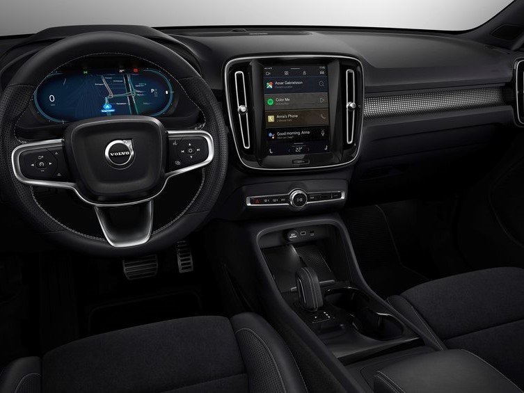 預付 18 萬元訂金，可優先享有早鳥首批交車禮遇 (限量99名)。